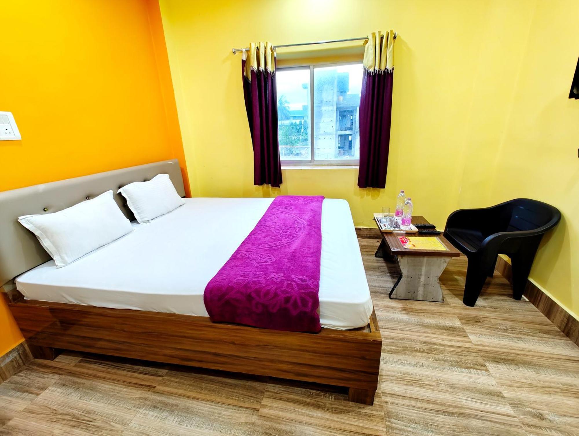 Goroomgo Sahoo Palace Puri - Prime Location Near Sea Beach - Excellent Service With Parking Facilities Exterior photo